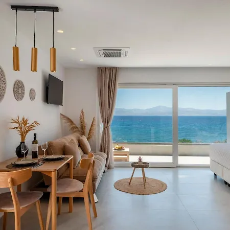 Apartment Salty Dreams *